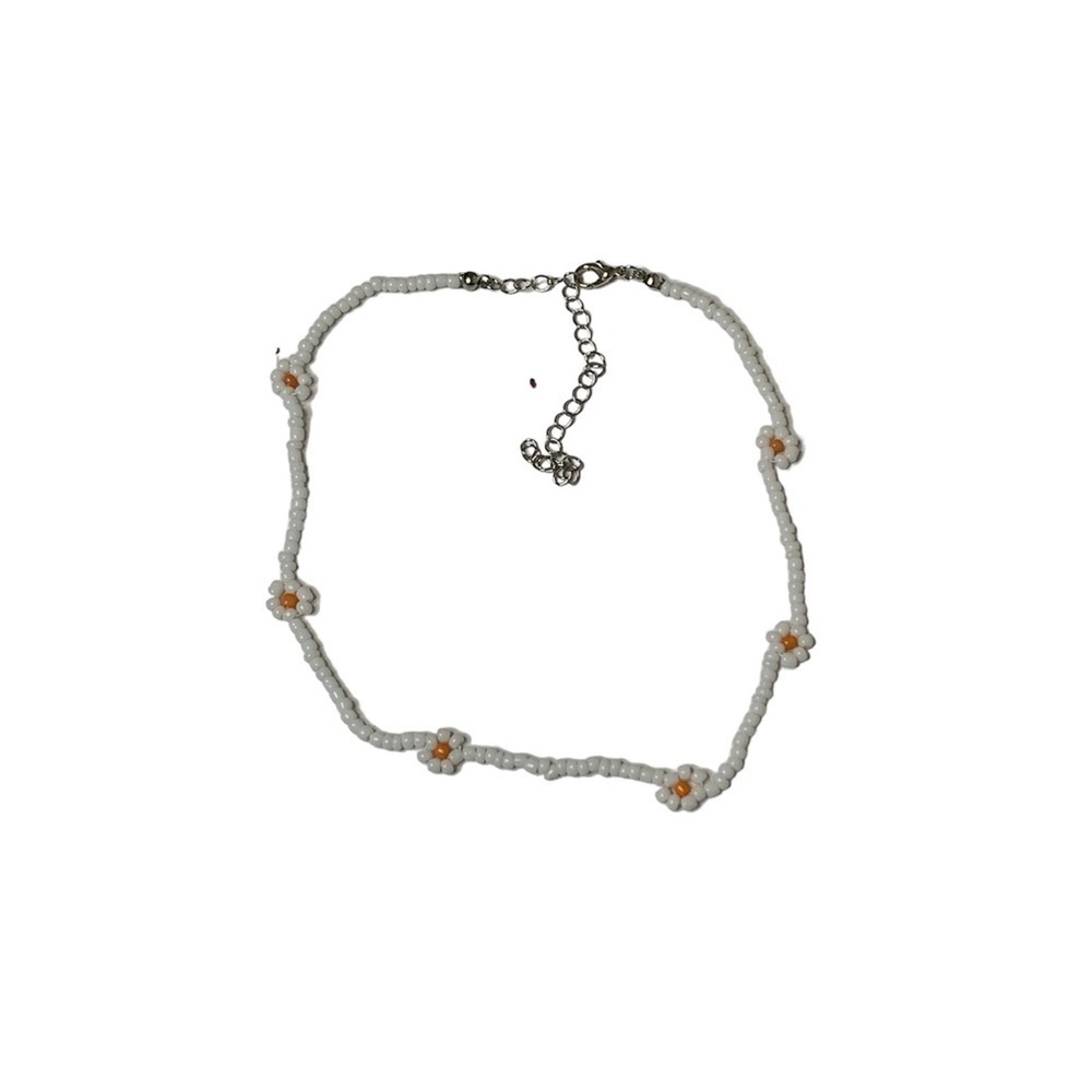 Beaded flower necklace